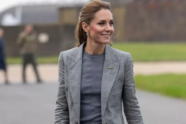 Princess Kate with subtle nod to Prince William in statement suit on visit to East Midlands RAF base