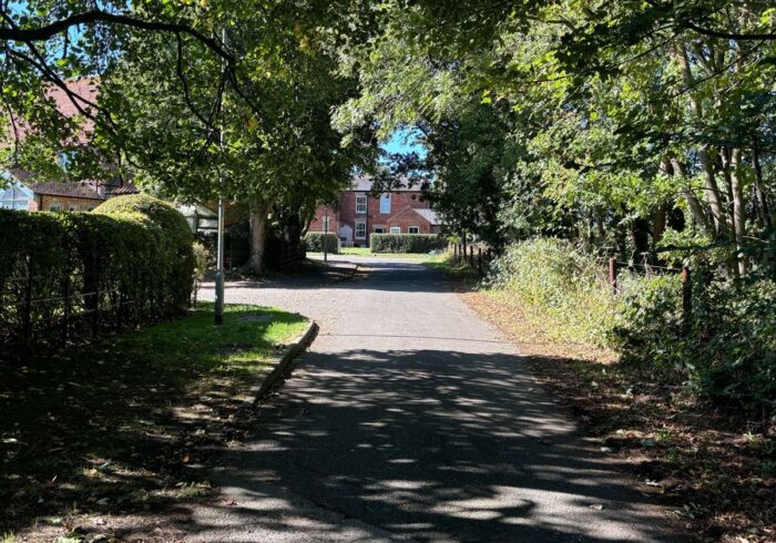Residents love 'tranquil' Lincs village that surrounds an Elizabethan manor house