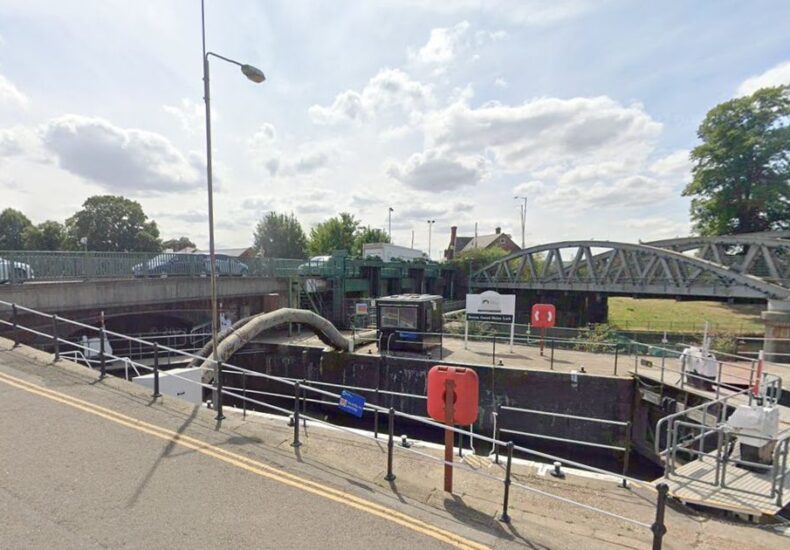 Man dies after car entered River Witham near Boston